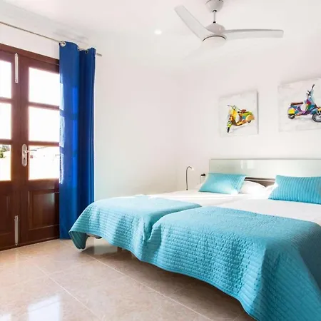 Gatoses Villa *