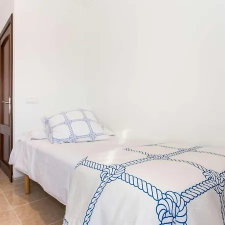 Gatoses Villa *