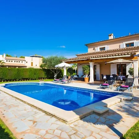 Gatoses Villa