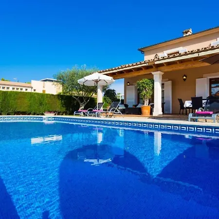 Gatoses Villa *